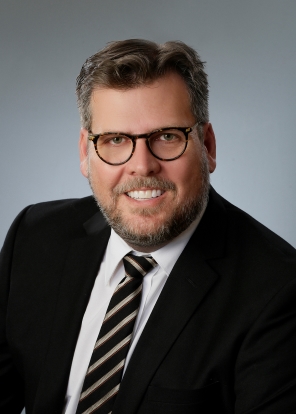 Martin Gingras, Commissaire pour le Canada